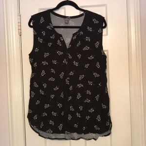 Sleeveless top
